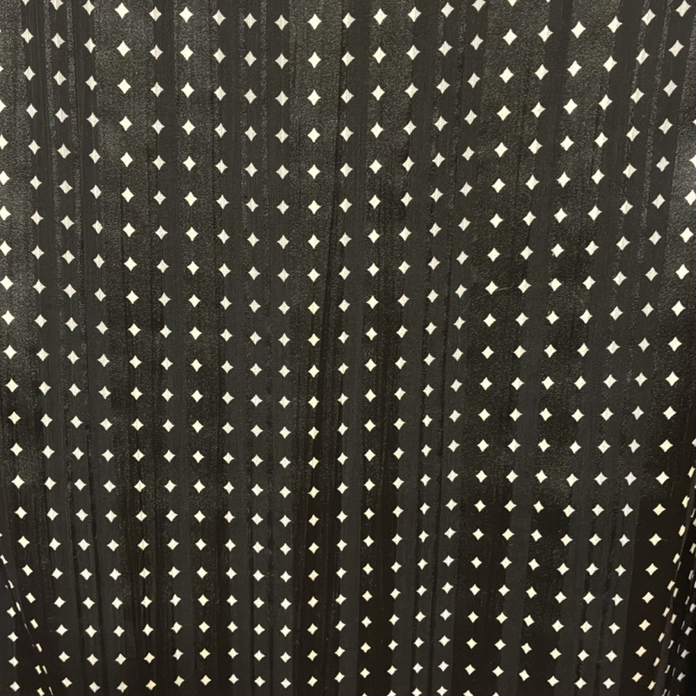 The Limited Black and White Long Sleeve Blouse - Picture 3 of 7